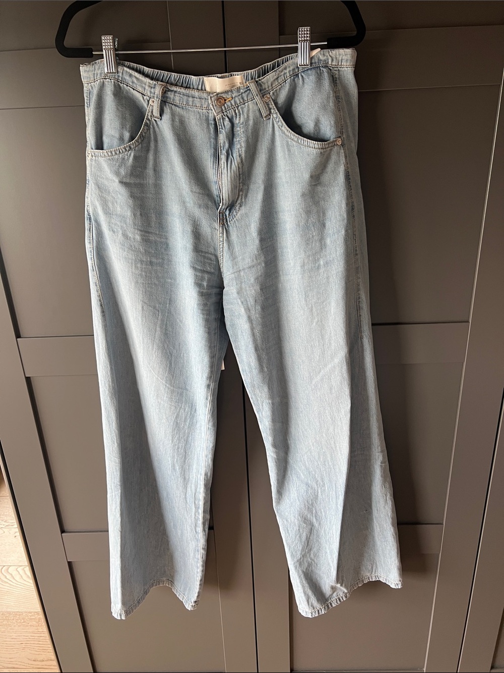 Zara Light Wash Wide Leg Jeans
